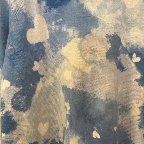 Kinross Cashmere Dreamy Hearts Pullover. Light Blue.  Size M. - Picture 5 of 14